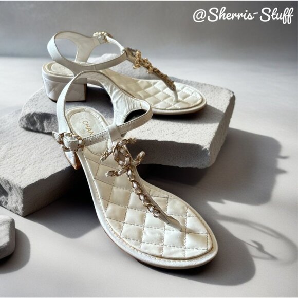 Chanel White Leather Gold CC Quilted T-Strap Sandals Block Heel 38C 8 Italy 2000 - Picture 1 of 14